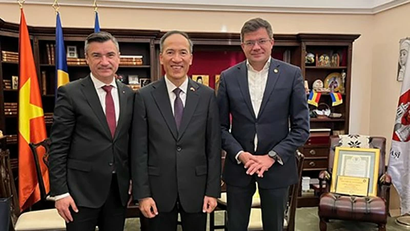 Tăng cường hợp tác sâu rộng Việt Nam và Iasi, Romania Tăng cường hợp tác sâu rộng Việt Nam và Iasi, Romania