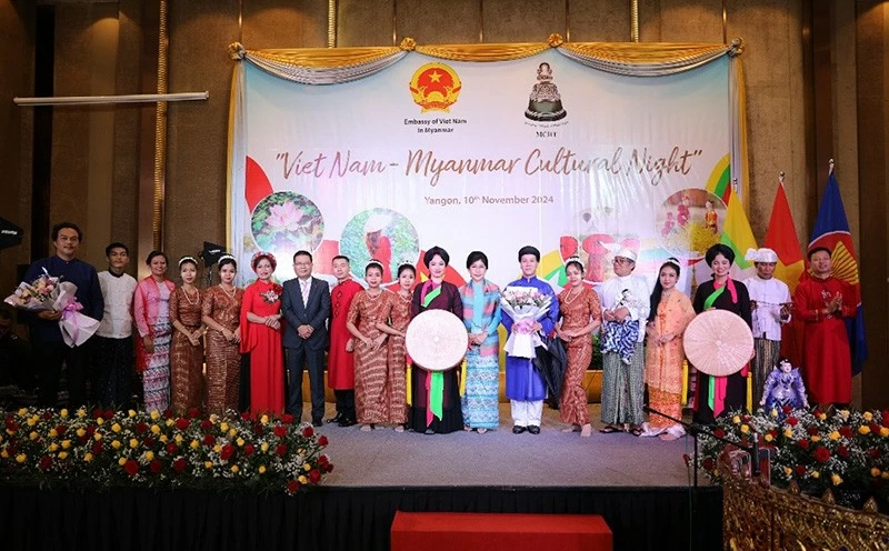 Đặc sắc đêm văn hóa Việt Nam và Myanmar tại Yangon Đặc sắc đêm văn hóa Việt Nam và Myanmar tại Yangon