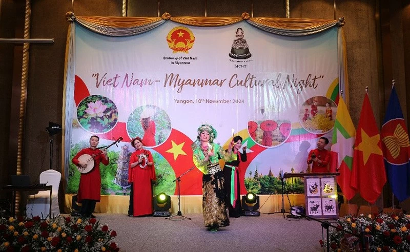 Đặc sắc đêm văn hóa Việt Nam và Myanmar tại Yangon Đặc sắc đêm văn hóa Việt Nam và Myanmar tại Yangon