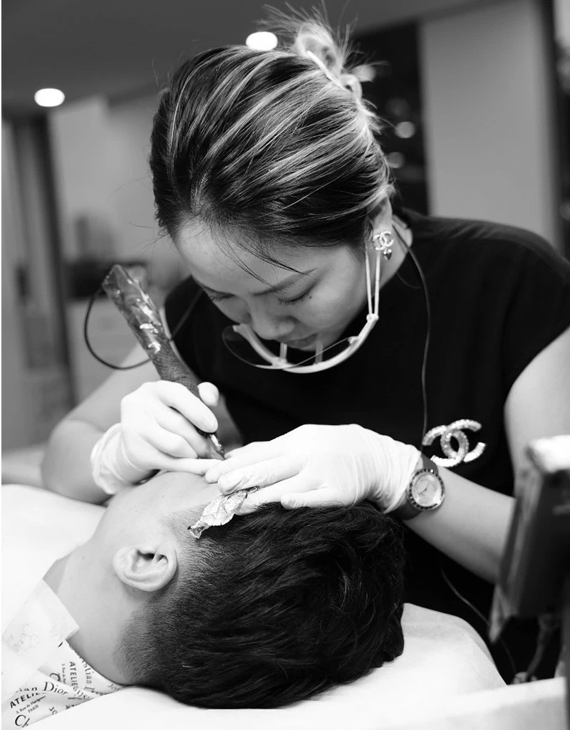 Lan Thương luôn tận tâm với mỗi khách hàng Lan Thương luôn tận tâm với mỗi khách hàng