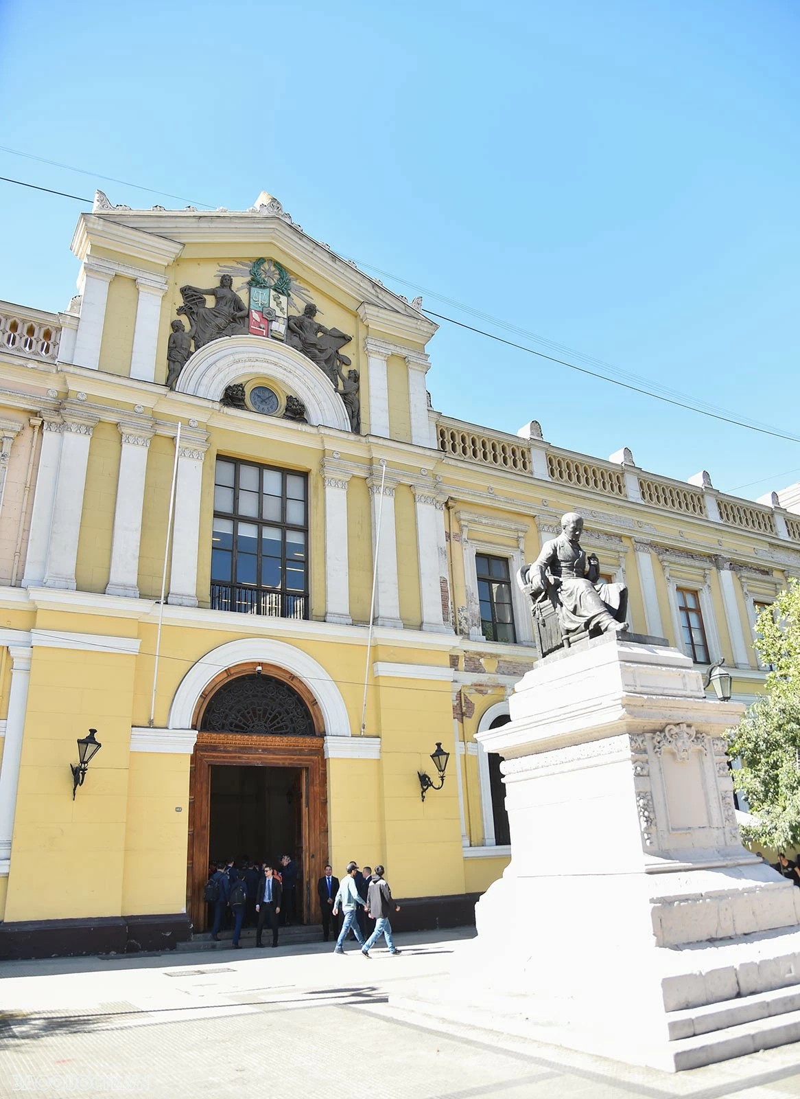 Chủ tịch nước Lương Cường trao đổi với các giảng viên, sinh viên Đại học Chile Chủ tịch nước Lương Cường trao đổi với các giảng viên, sinh viên Đại học Chile