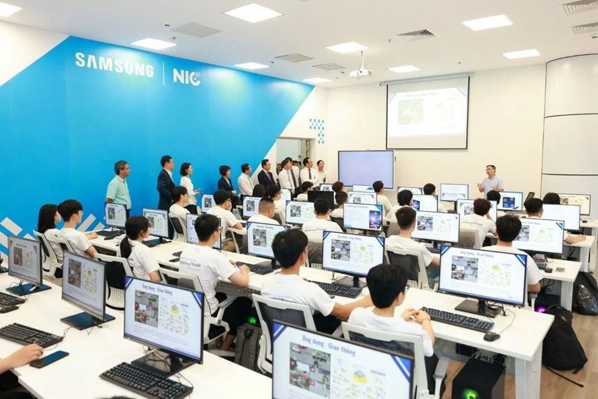 Việt Nam cùng APEC tăng trưởng và thịnh vượng trong kỷ nguyên vươn mình Việt Nam cùng APEC tăng trưởng và thịnh vượng trong kỷ nguyên vươn mình