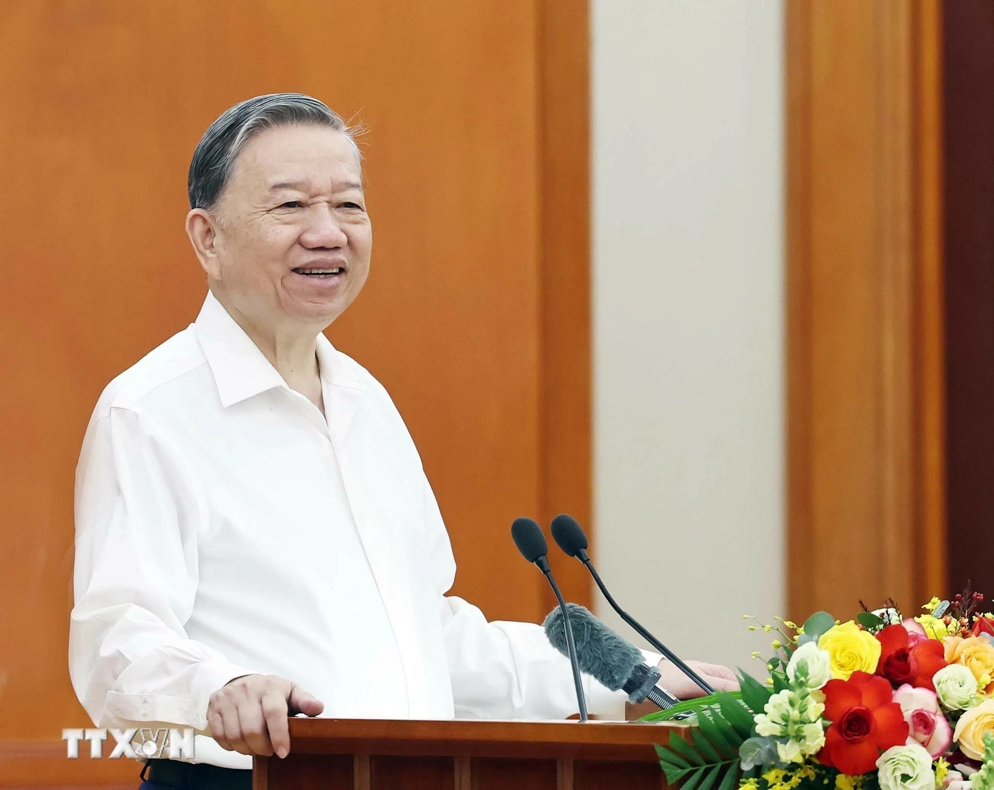 Tổng Bí thư Tô Lâm làm việc với Tiểu ban Kinh tế-xã hội Đại hội XIV của Đảng Tổng Bí thư Tô Lâm làm việc với Tiểu ban Kinh tế-xã hội Đại hội XIV của Đảng