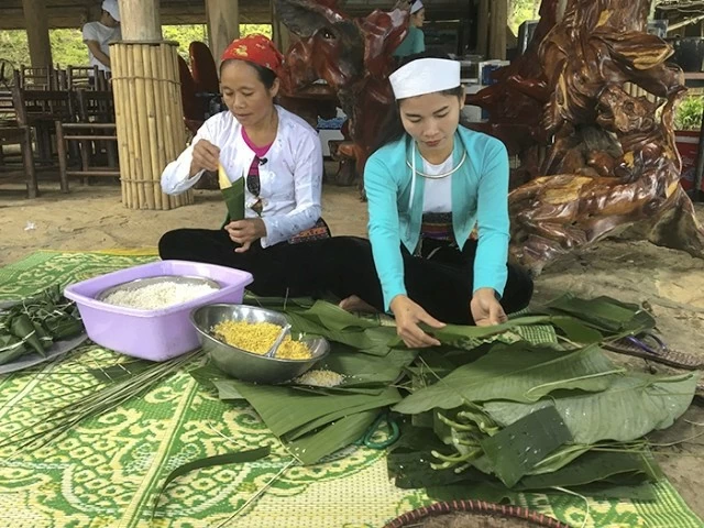 Du lịch Hoà Bình: Tận hưởng cảnh sắc yên bình ở bản Ngòi Hoa