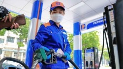 Giá xăng dầu tiếp tục tăng mạnh tại kỳ điều hành ngày 7/3, dầu hỏa vượt mốc 35 nghìn/lít