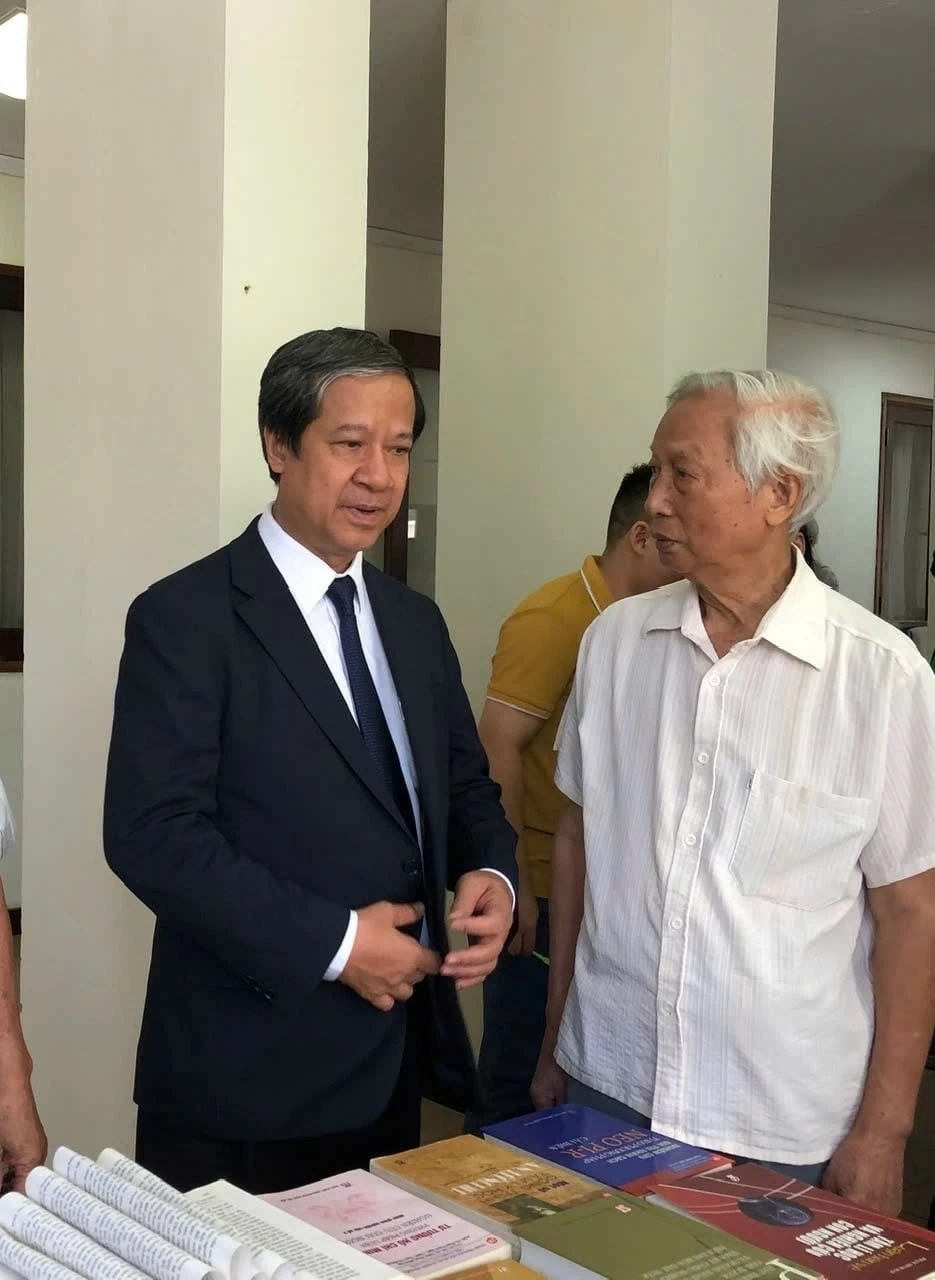 PGS. TS. Tô Bá Trượng PGS. TS. Tô Bá Trượng