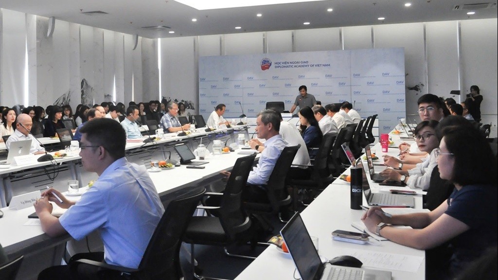 'Gốc và vốn' của ngoại giao Việt Nam hiện đại