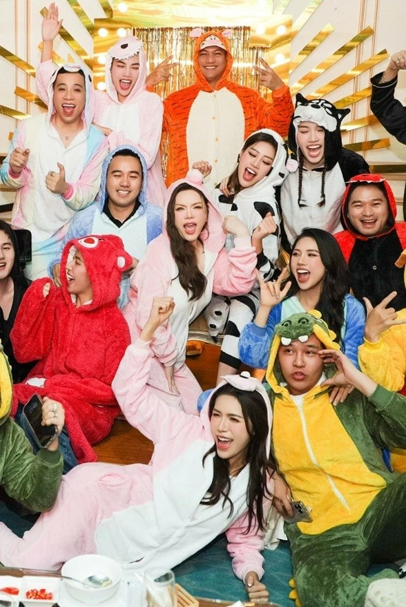 Diễn viên Lý Nhã Kỳ Diễn viên Lý Nhã Kỳ