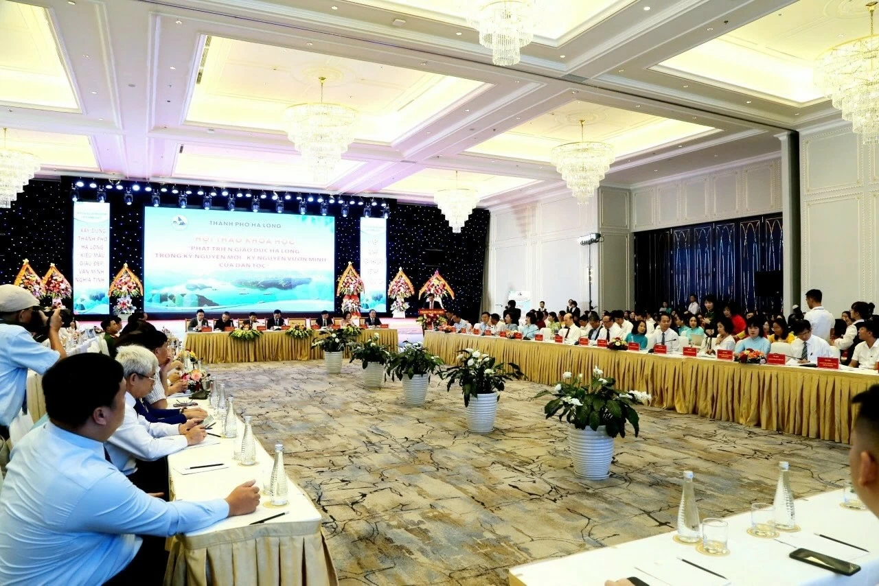 Phát triển giáo dục Hạ Long trong kỷ nguyên mới - Kỷ nguyên vươn mình của dân tộc Phát triển giáo dục Hạ Long trong kỷ nguyên mới - Kỷ nguyên vươn mình của dân tộc