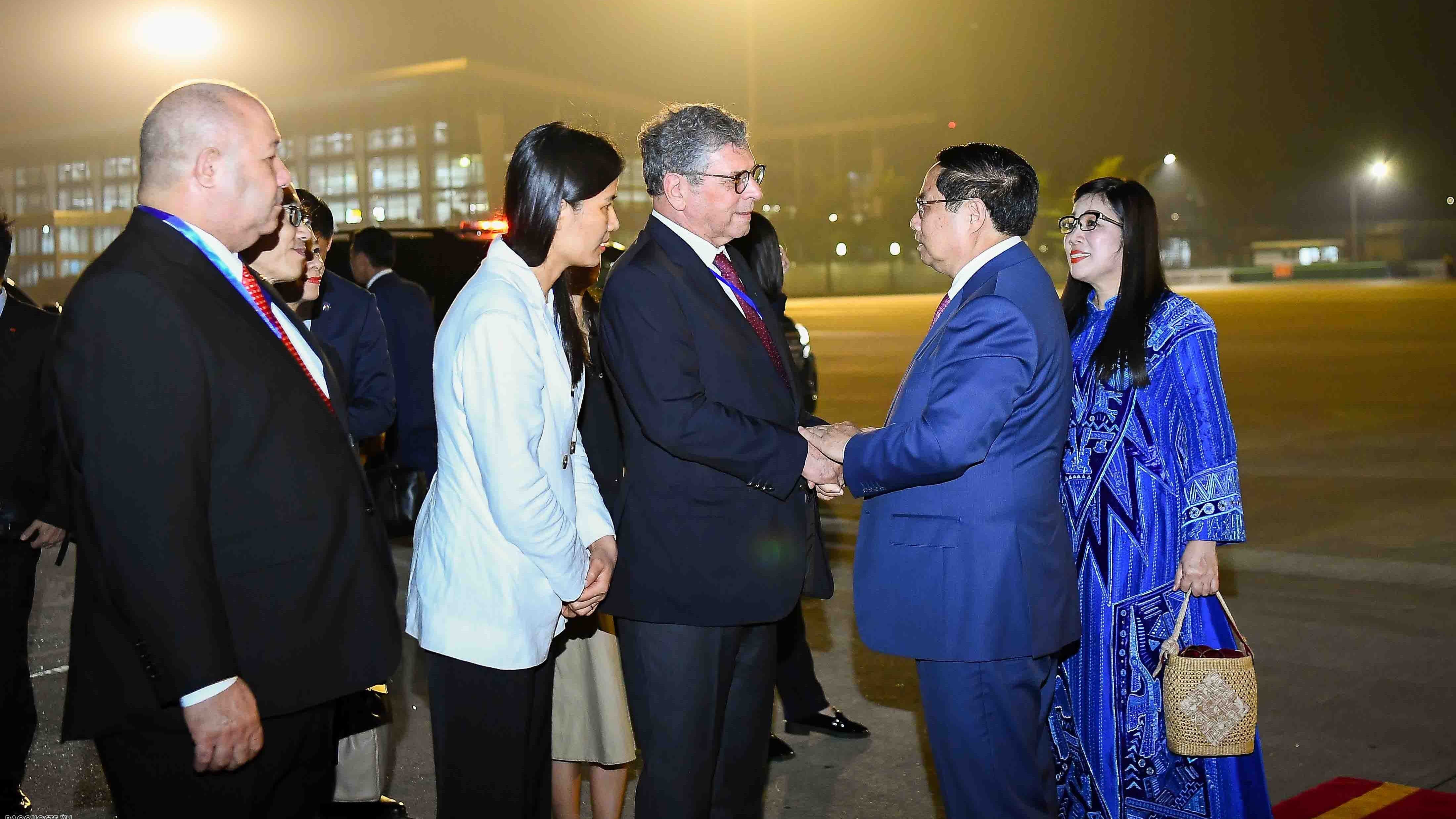 thu tuong pham minh chinh va phu nhan len duong du hoi nghi g20 va tham chinh thuc cong hoa dominica