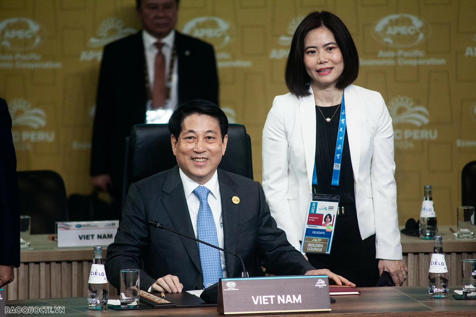 APEC 2024: Chủ tịch nước đề xuất 3 nguyên tắc và 4 giải pháp chính để xây dựng các liên kết kinh tế khu vực hiệu quả APEC 2024: Chủ tịch nước đề xuất 3 nguyên tắc và 4 giải pháp chính để xây dựng các liên kết kinh tế khu vực hiệu quả