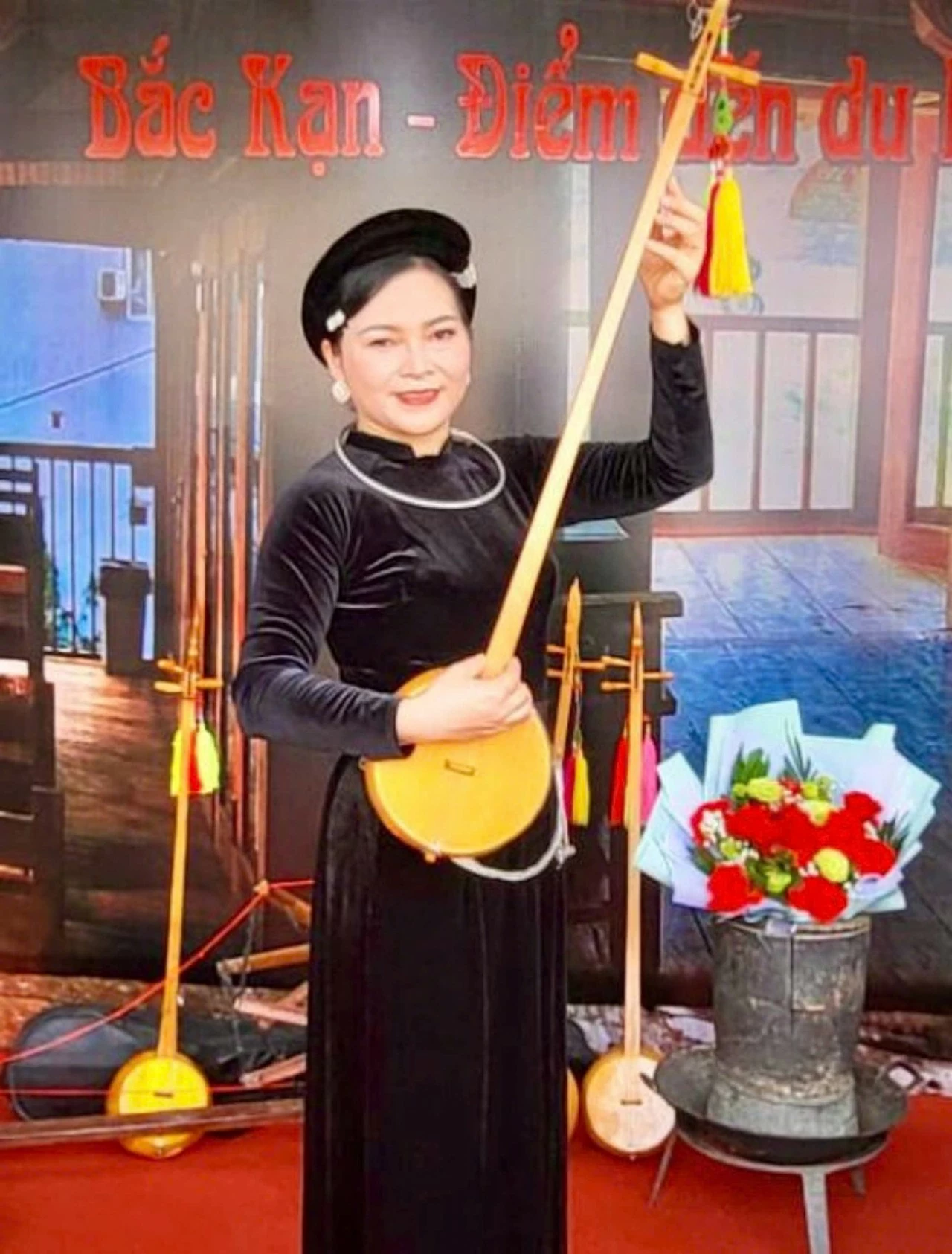 Độc đáo, ấm áp và da diết Liên hoan nghệ thuật hát Then, đàn Tính các dân tộc Tày, Nùng, Thái Độc đáo, ấm áp và da diết Liên hoan nghệ thuật hát Then, đàn Tính các dân tộc Tày, Nùng, Thái