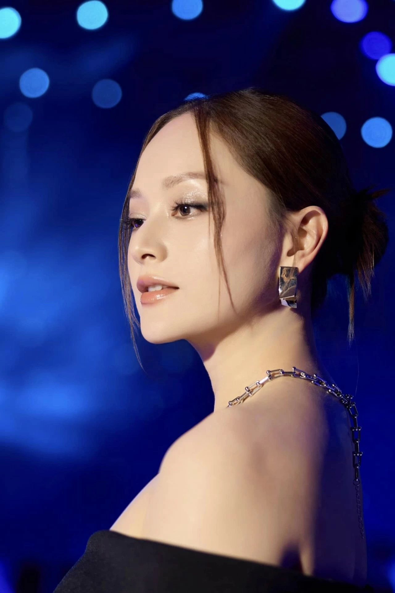 Hồng Diễm Hồng Diễm