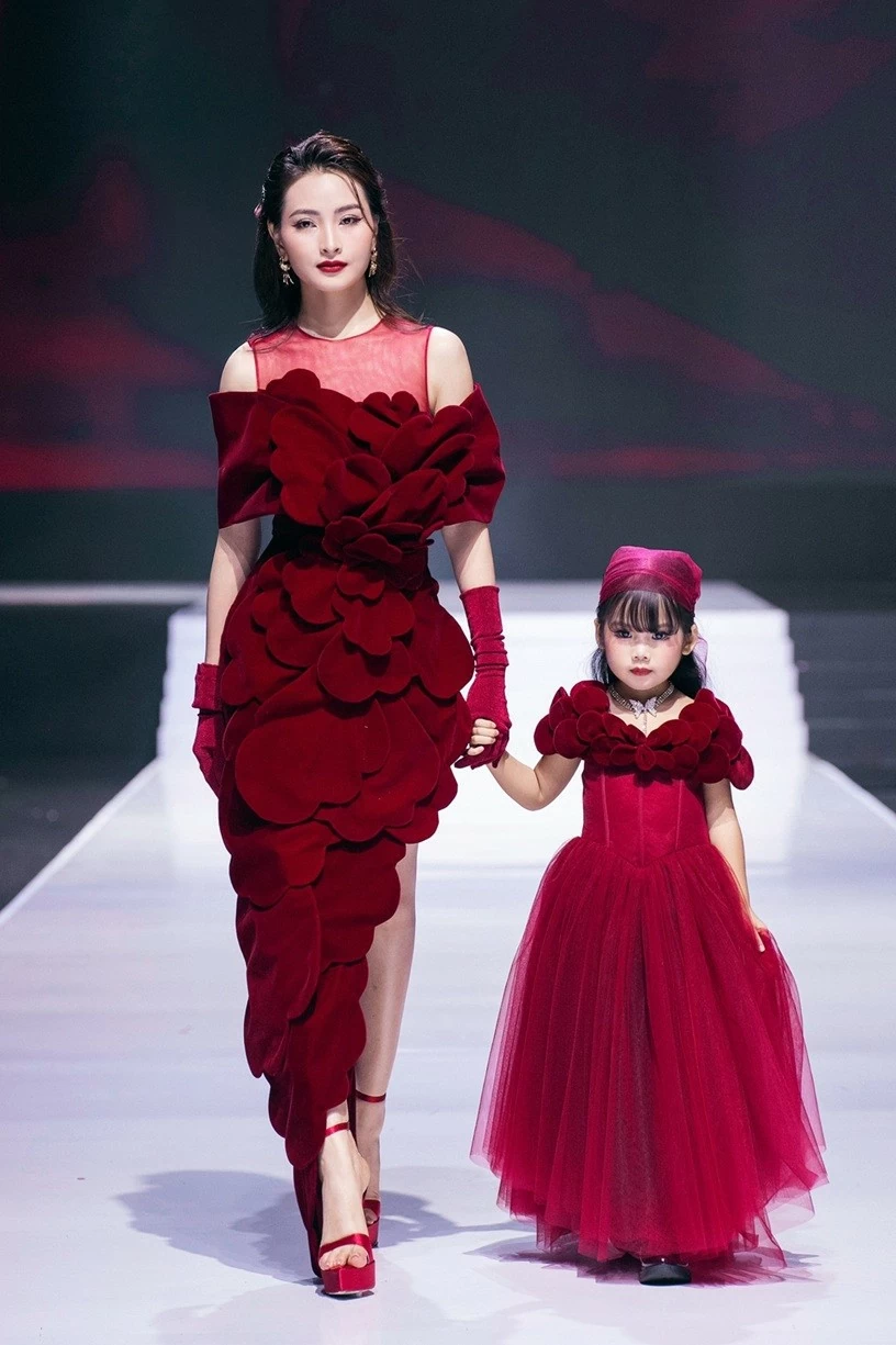 Hồng Diễm Hồng Diễm
