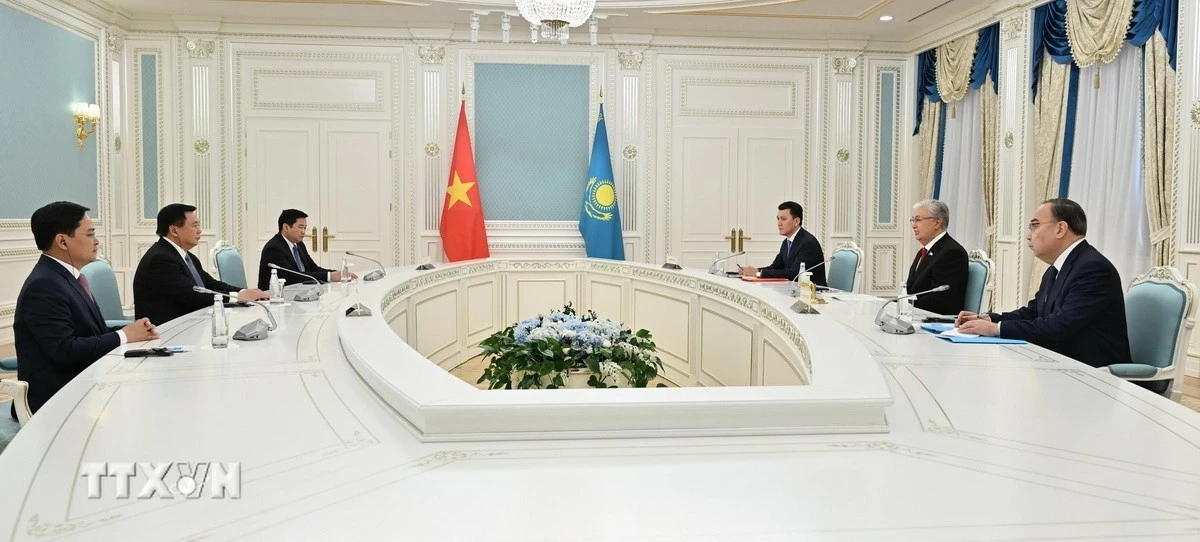 Ông Nguyễn Xuân Thắng thăm Kazkhstan Ông Nguyễn Xuân Thắng thăm Kazkhstan