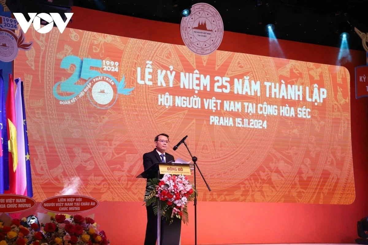 Ông Nguyễn Duy Nhiên - Chủ tịch Hội người Việt Nam tại CH Czech phát biểu. (Nguồn: VOV) Ông Nguyễn Duy Nhiên - Chủ tịch Hội người Việt Nam tại CH Czech phát biểu. (Nguồn: VOV)