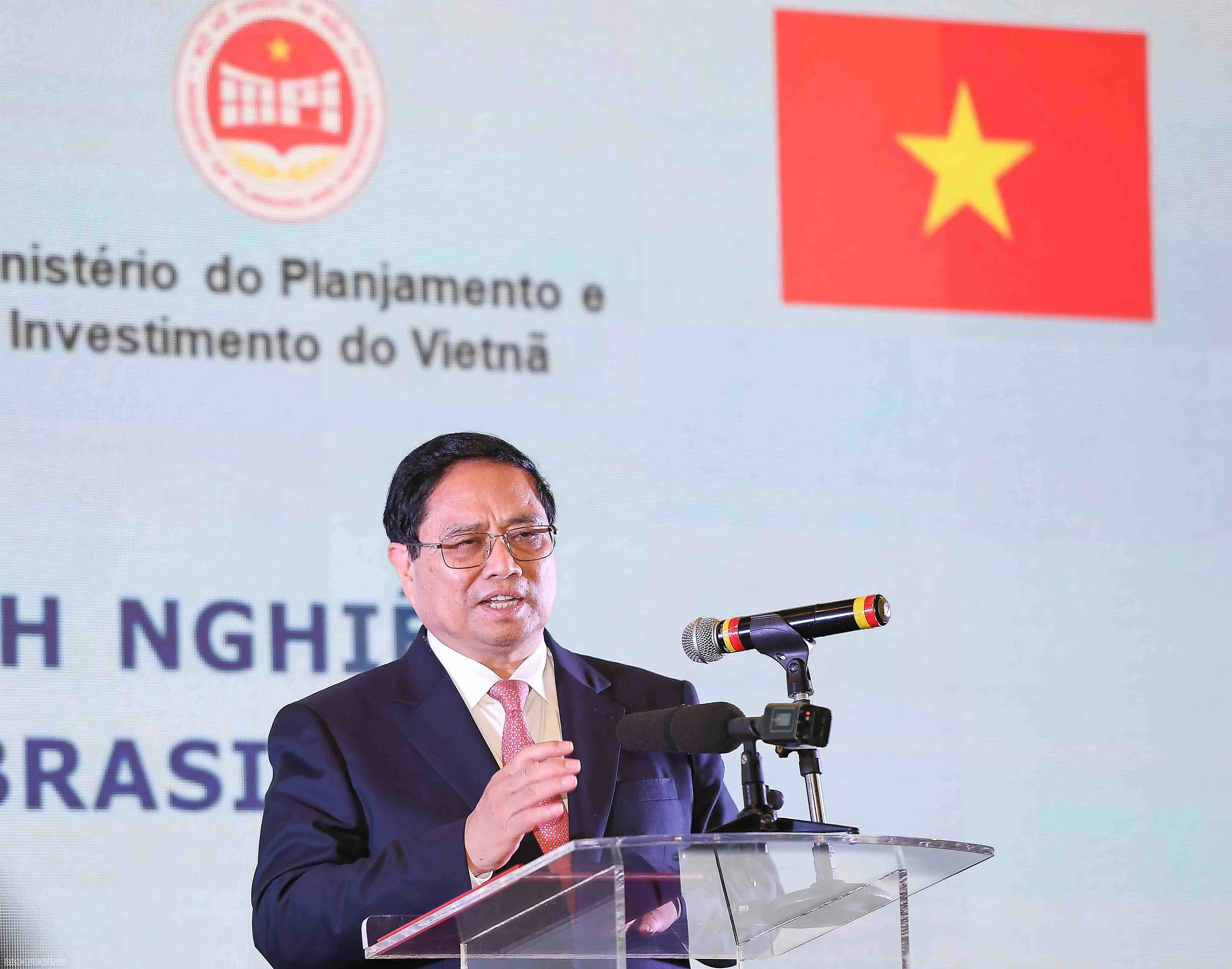 Việt Nam-Brazil: Hợp tác kinh tế sôi động với khí thế mới, tầm nhìn mới và mang lại giá trị mới Việt Nam-Brazil: Hợp tác kinh tế sôi động với khí thế mới, tầm nhìn mới và mang lại giá trị mới