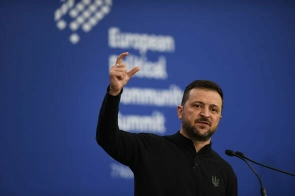 Ukraine lớn tiếng dọa tấn công Nga sau khi có tin đã được Mỹ 'cởi trói', Moscow ra lời cảnh báo cứng Ukraine lớn tiếng dọa tấn công Nga sau khi có tin đã được Mỹ 'cởi trói', Moscow ra lời cảnh báo cứng