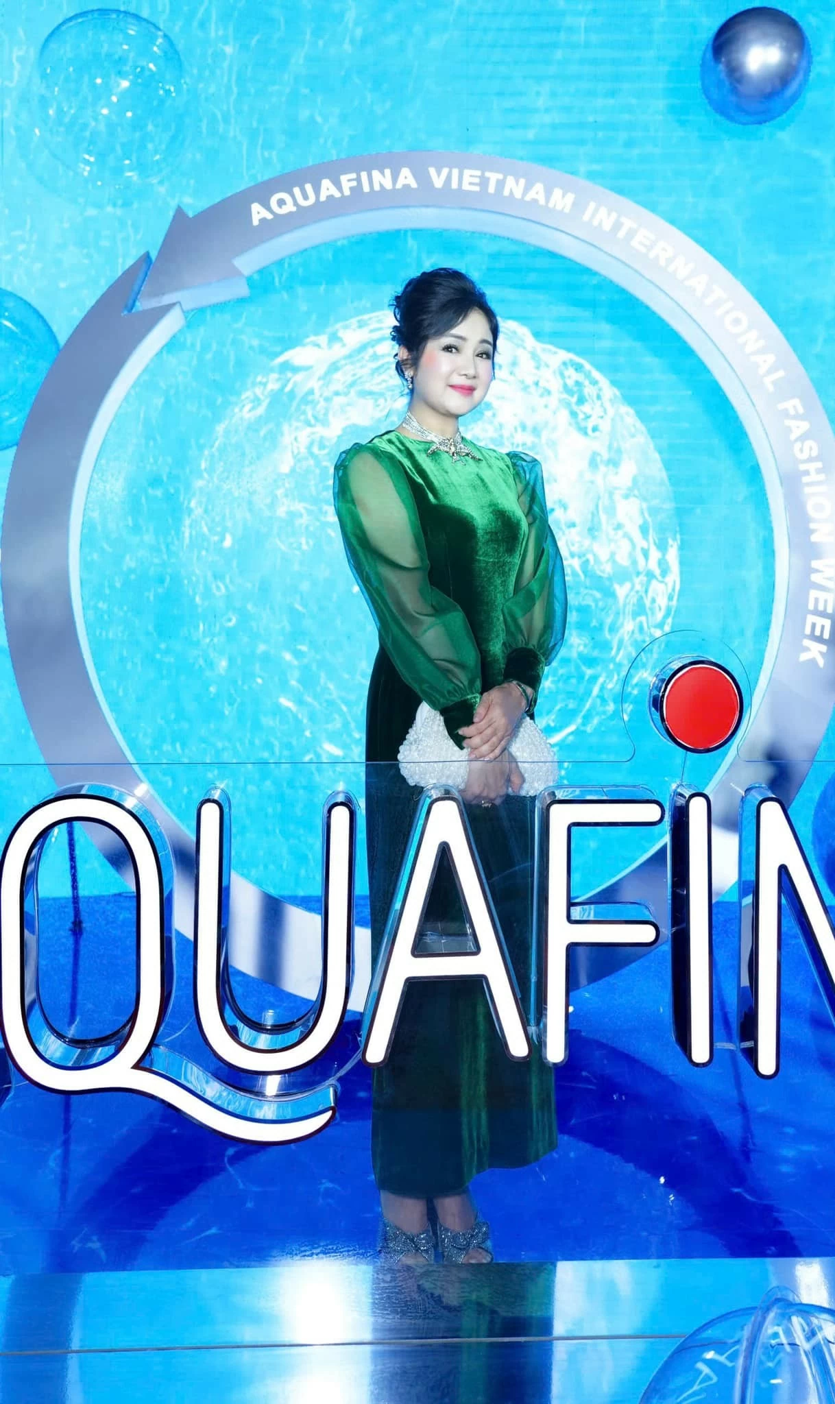 NSND Thu Hà NSND Thu Hà