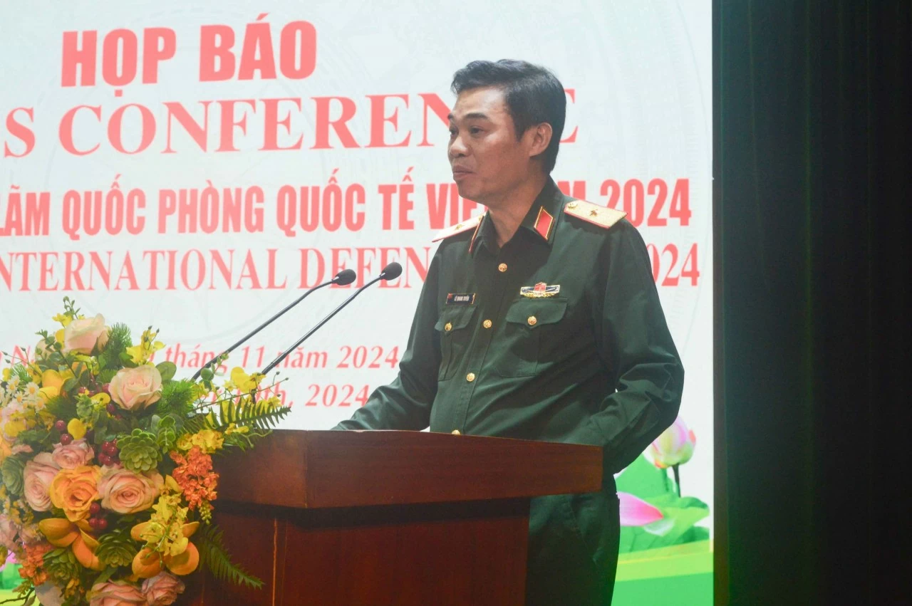 Đại tá Nguyễn Xuân Thuỷ khẳng định, Triển lãm Quốc phòng quốc tế Việt Nam 2024 là hoạt động trọng điểm, tạo điểm nhấn mang ý nghĩa, tầm vóc quốc tế. (Ảnh: Phạm Hiền) Đại tá Nguyễn Xuân Thuỷ khẳng định, Triển lãm Quốc phòng quốc tế Việt Nam 2024 là hoạt động trọng điểm, tạo điểm nhấn mang ý nghĩa, tầm vóc quốc tế. (Ảnh: Phạm Hiền)