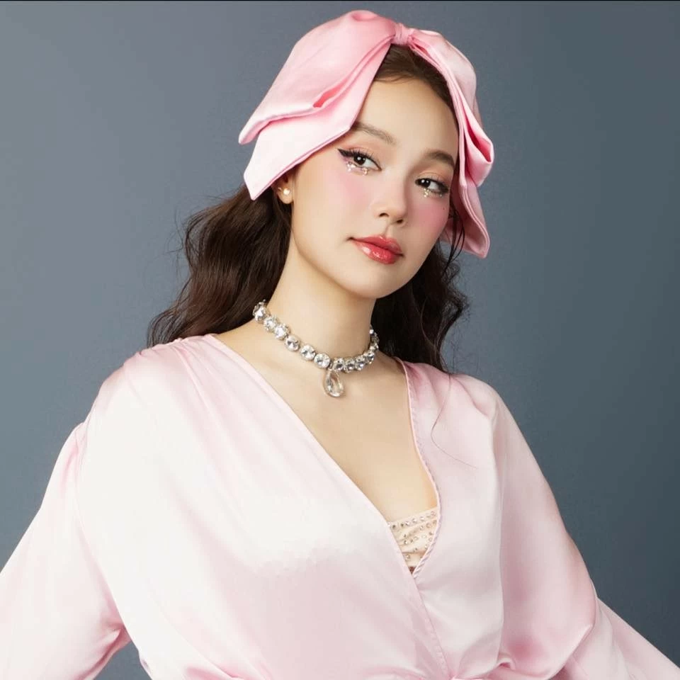 Diễn viên Minh Hằng Diễn viên Minh Hằng