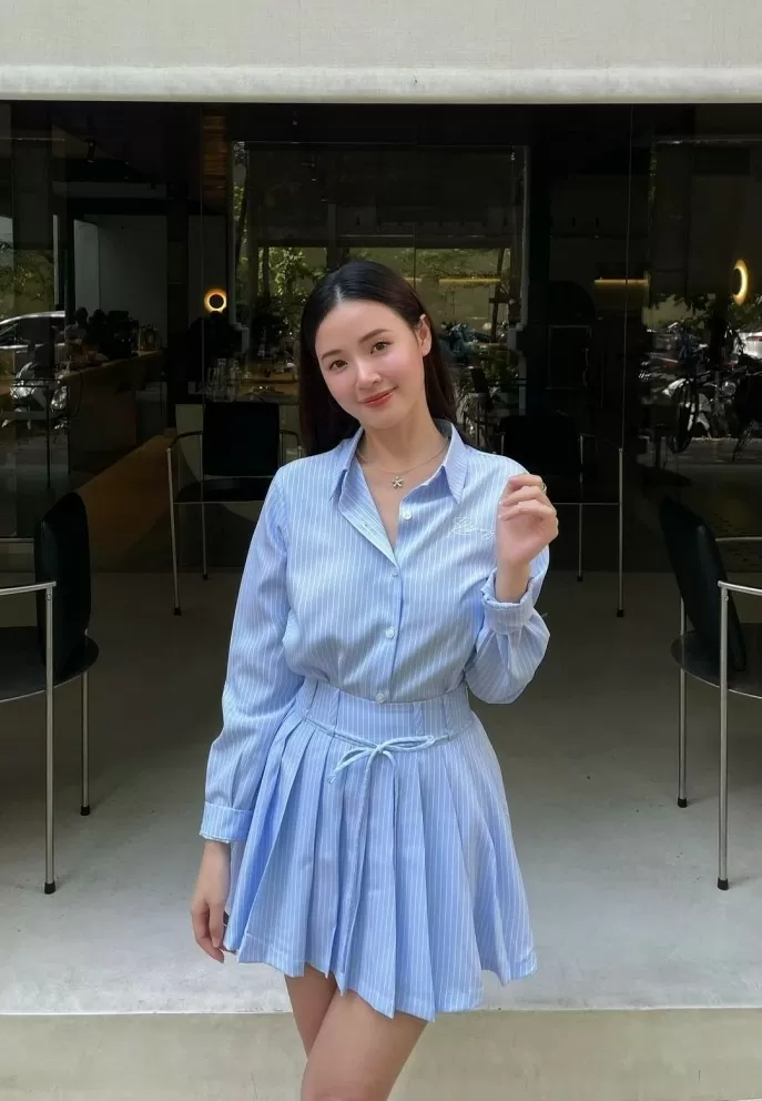 Midu hóa nàng thơ trong trang phục đời thường Midu hóa nàng thơ trong trang phục đời thường