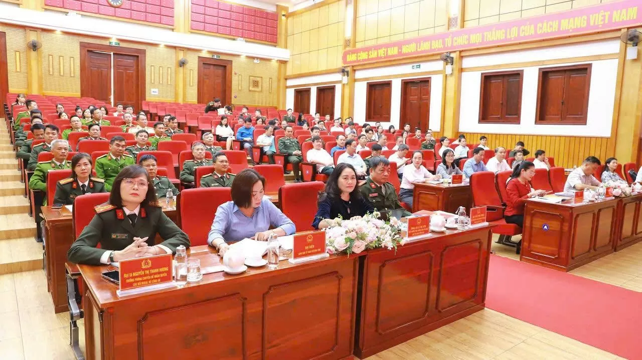Tuyên Quang xóa bỏ hoàn toàn tà đạo, đạo lạ trên địa bàn tỉnh, bảo đảm quyền tự do tín ngưỡng tôn giáo Tuyên Quang xóa bỏ hoàn toàn tà đạo, đạo lạ trên địa bàn tỉnh, bảo đảm quyền tự do tín ngưỡng tôn giáo