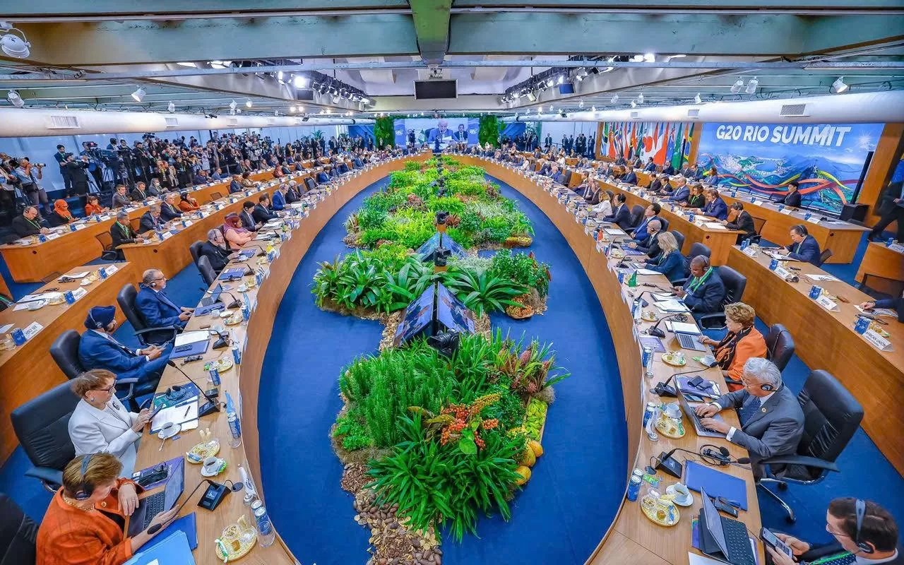 Thủ tướng Phạm Minh Chính nêu 3 đề xuất về phát triển bền vững tại G20 Thủ tướng Phạm Minh Chính nêu 3 đề xuất về phát triển bền vững tại G20