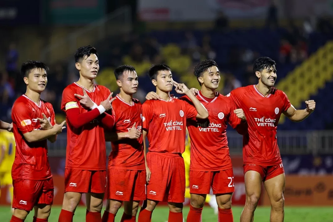 CLB Viettel đại thắng 5 sao, vươn lên top 3 V-League 2024/25 CLB Viettel đại thắng 5 sao, vươn lên top 3 V-League 2024/25