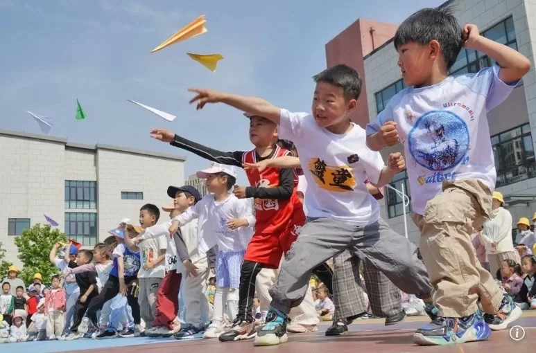Các địa phương Trung Quốc đua nhau chi tiền để thúc đẩy sinh nở Các địa phương Trung Quốc đua nhau chi tiền để thúc đẩy sinh nở