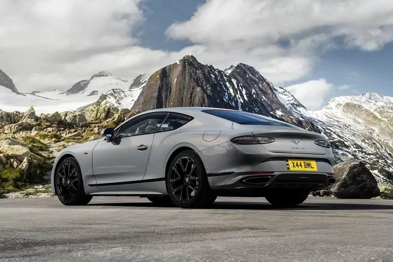 Cận cảnh xe siêu sang Bentley Continental GT đời mới vừa về Việt Nam, giá trên 20 tỷ Cận cảnh xe siêu sang Bentley Continental GT đời mới vừa về Việt Nam, giá trên 20 tỷ