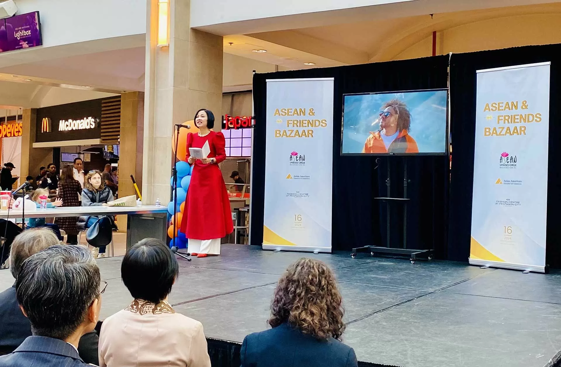 Hội chợ ASEAN và những người bạn tại Hoa Kỳ Hội chợ ASEAN và những người bạn tại Hoa Kỳ