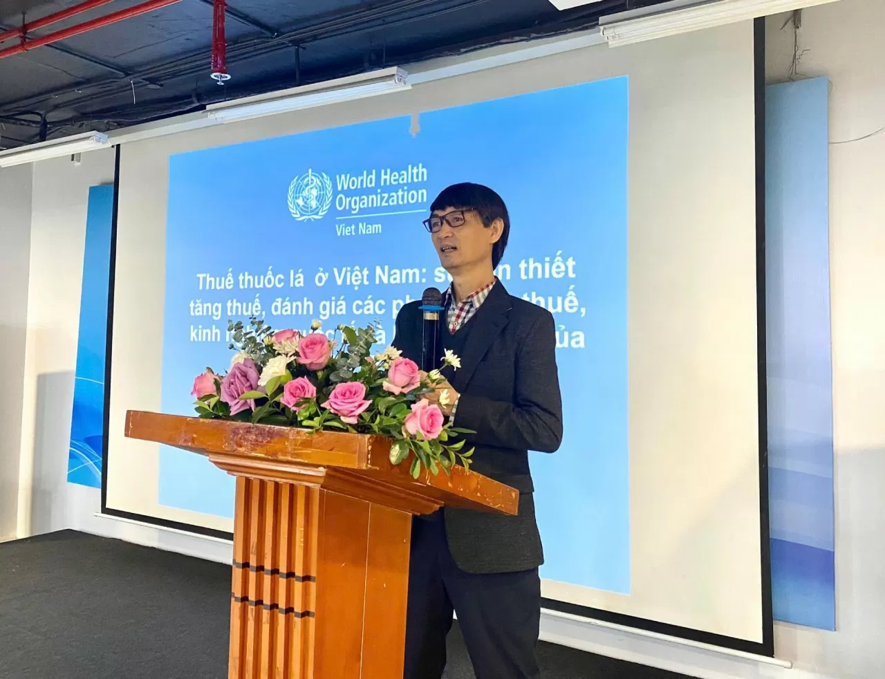 Tăng thuế thuốc lá: Chìa khóa bảo vệ sức khỏe người dân Việt Nam Tăng thuế thuốc lá: Chìa khóa bảo vệ sức khỏe người dân Việt Nam