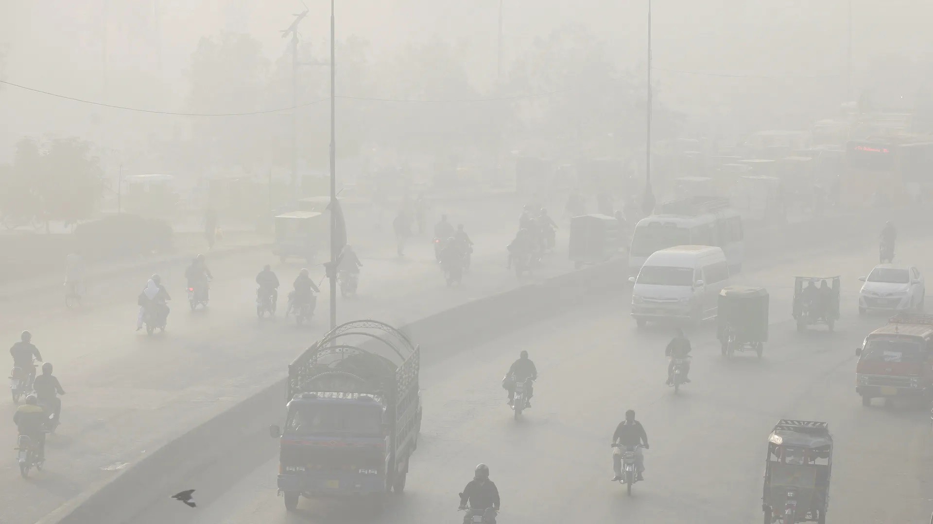 Khói bụi đưa Ấn Độ và Pakistan xích lại