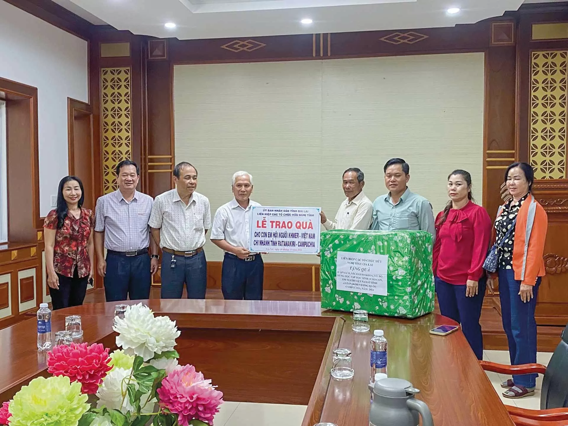Giao lưu nhân dân: Điểm nhấn hợp tác Gia Lai - Đông Bắc Campuchia Giao lưu nhân dân: Điểm nhấn hợp tác Gia Lai - Đông Bắc Campuchia