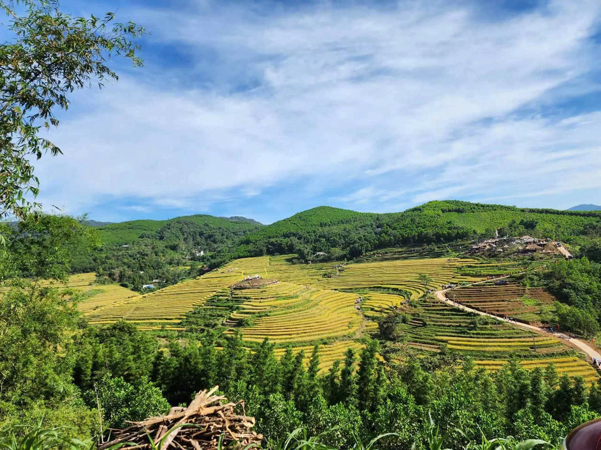 Hòa Bình tạo sức hút từ bốn khâu đột phá chiến lược Hòa Bình tạo sức hút từ bốn khâu đột phá chiến lược