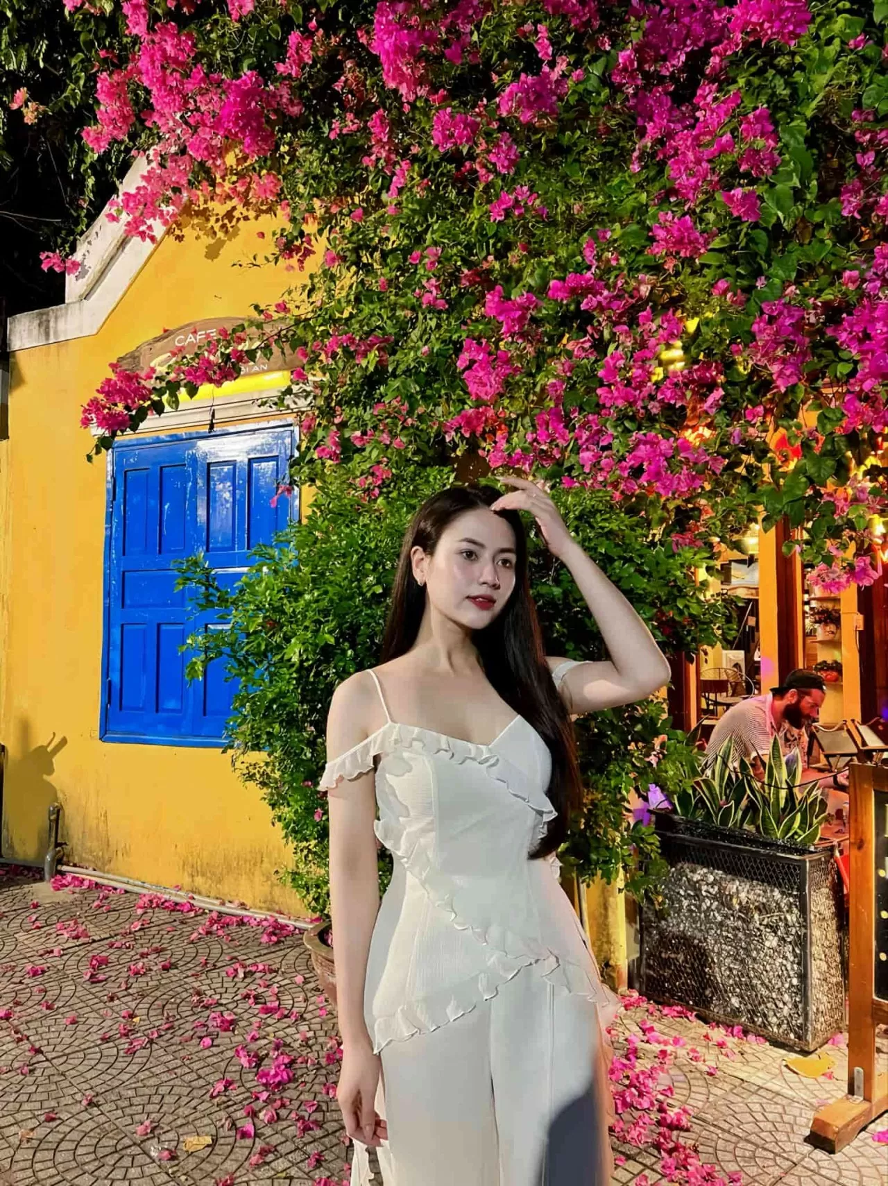 Ngắm vẻ dịu dàng của diễn viên Việt Hoa Ngắm vẻ dịu dàng của diễn viên Việt Hoa
