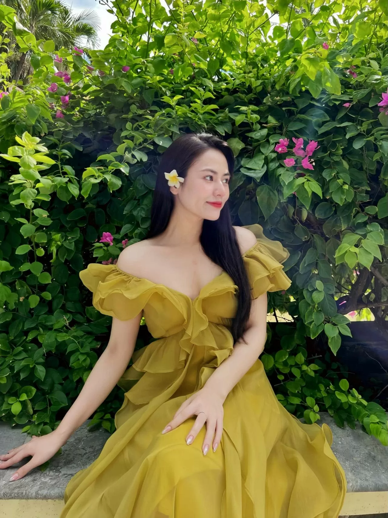 Ngắm vẻ dịu dàng của diễn viên Việt Hoa Ngắm vẻ dịu dàng của diễn viên Việt Hoa