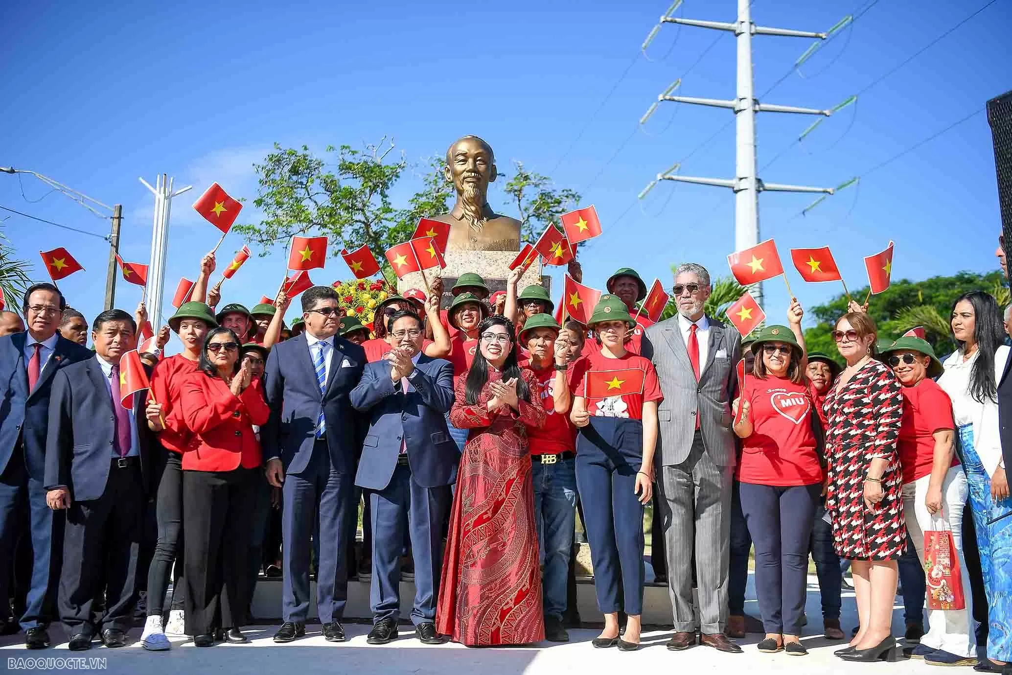 Phu nhân Thủ tướng Phạm Minh Chính tìm hiểu văn hoá ‘xứ sở Samba’ và quốc đảo Vùng Caribe Phu nhân Thủ tướng Phạm Minh Chính tìm hiểu văn hoá ‘xứ sở Samba’ và quốc đảo Vùng Caribe