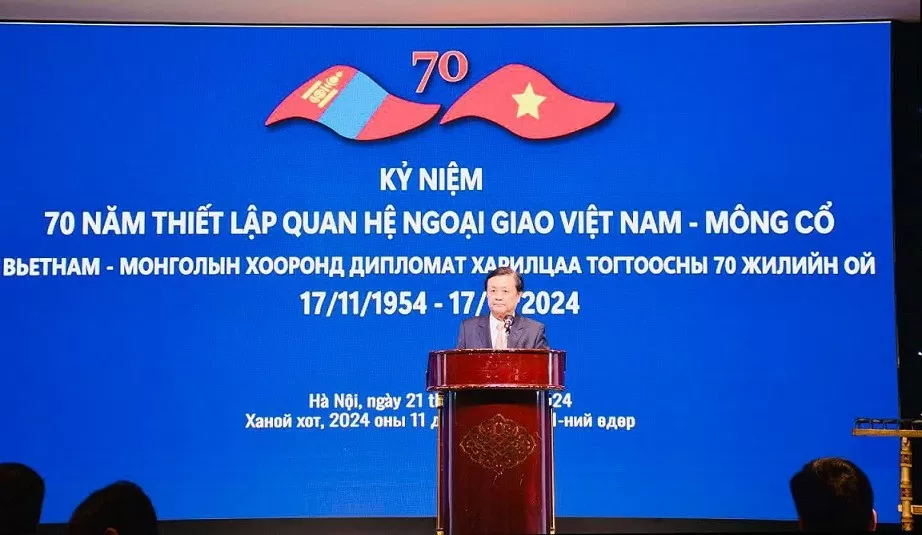 Gặp gỡ hữu nghị kỷ niệm 70 năm ngày thiết lập quan hệ ngoại giao Việt Nam-Mông Cổ Gặp gỡ hữu nghị kỷ niệm 70 năm ngày thiết lập quan hệ ngoại giao Việt Nam-Mông Cổ
