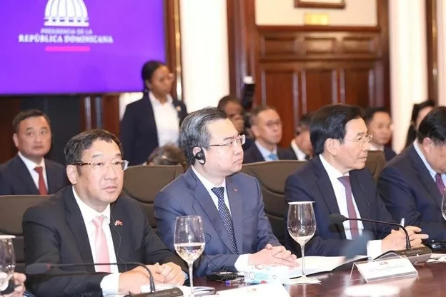 Đề nghị tạo điều kiện để doanh nghiệp Việt Nam thực hiện các công trình dân dụng, công nghiệp và năng lượng tại Dominica Đề nghị tạo điều kiện để doanh nghiệp Việt Nam thực hiện các công trình dân dụng, công nghiệp và năng lượng tại Dominica