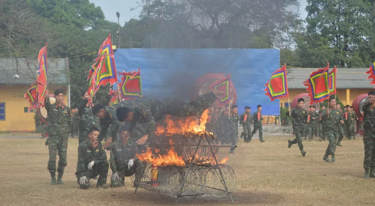 Binh chủng Đặc công sẽ đưa đến Triển lãm Quốc phòng quốc tế Việt Nam 2024 các tiết mục thuộc về nghệ thuật tác chiến, hứa hẹn tạo nên một triển lãm quân sự đa sắc màu. Binh chủng Đặc công sẽ đưa đến Triển lãm Quốc phòng quốc tế Việt Nam 2024 các tiết mục thuộc về nghệ thuật tác chiến, hứa hẹn tạo nên một triển lãm quân sự đa sắc màu.