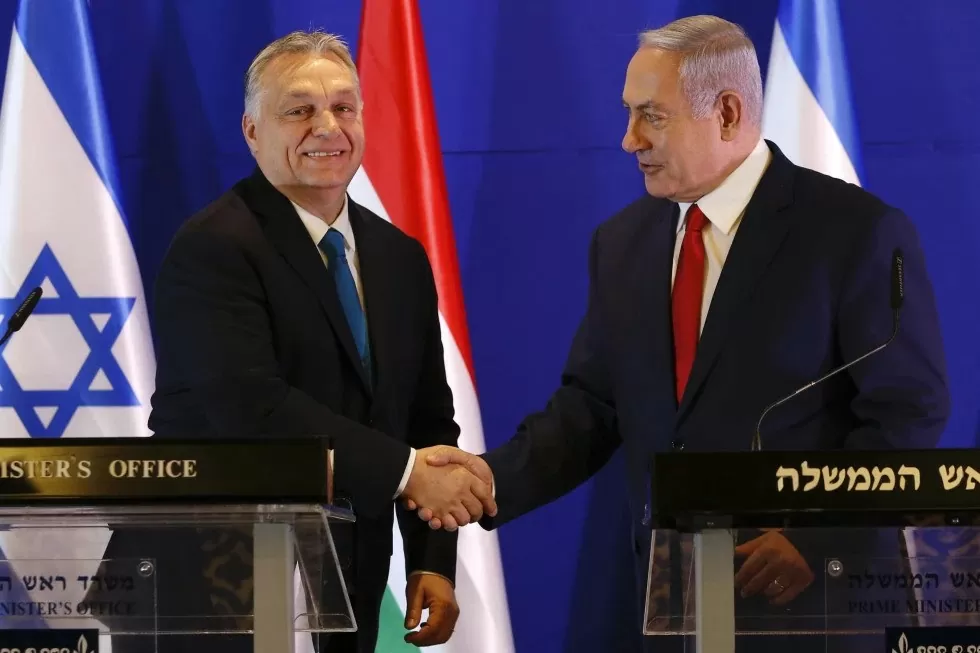 Thủ tướng Hungary Viktor Orbán và Thủ tướng Israel Benjamin Netanyahu. (Nguồn: AP) Thủ tướng Hungary Viktor Orbán và Thủ tướng Israel Benjamin Netanyahu. (Nguồn: AP)
