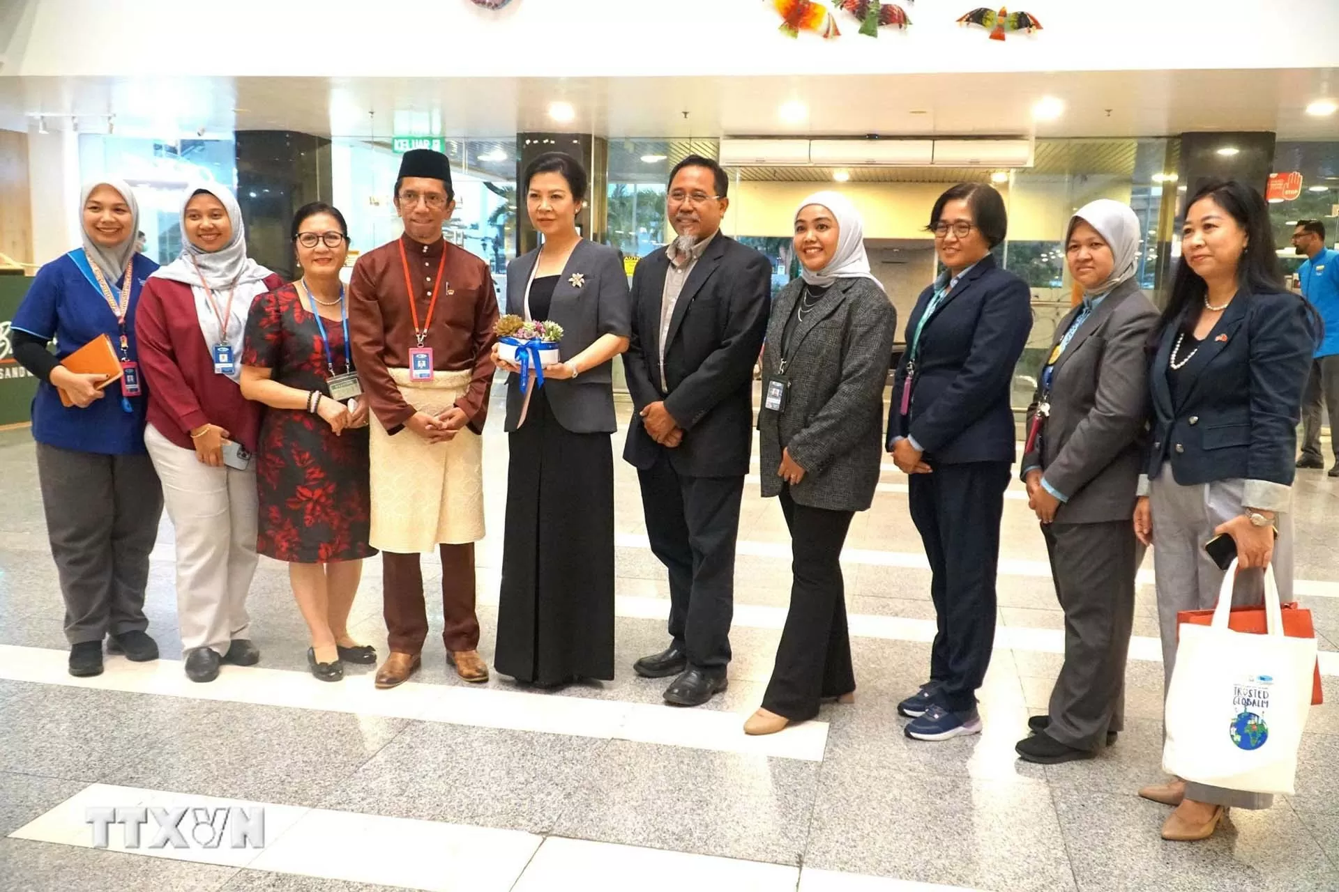 Phu nhân Tổng Bí thư Tô Lâm thăm Viện Tim quốc gia Malaysia
