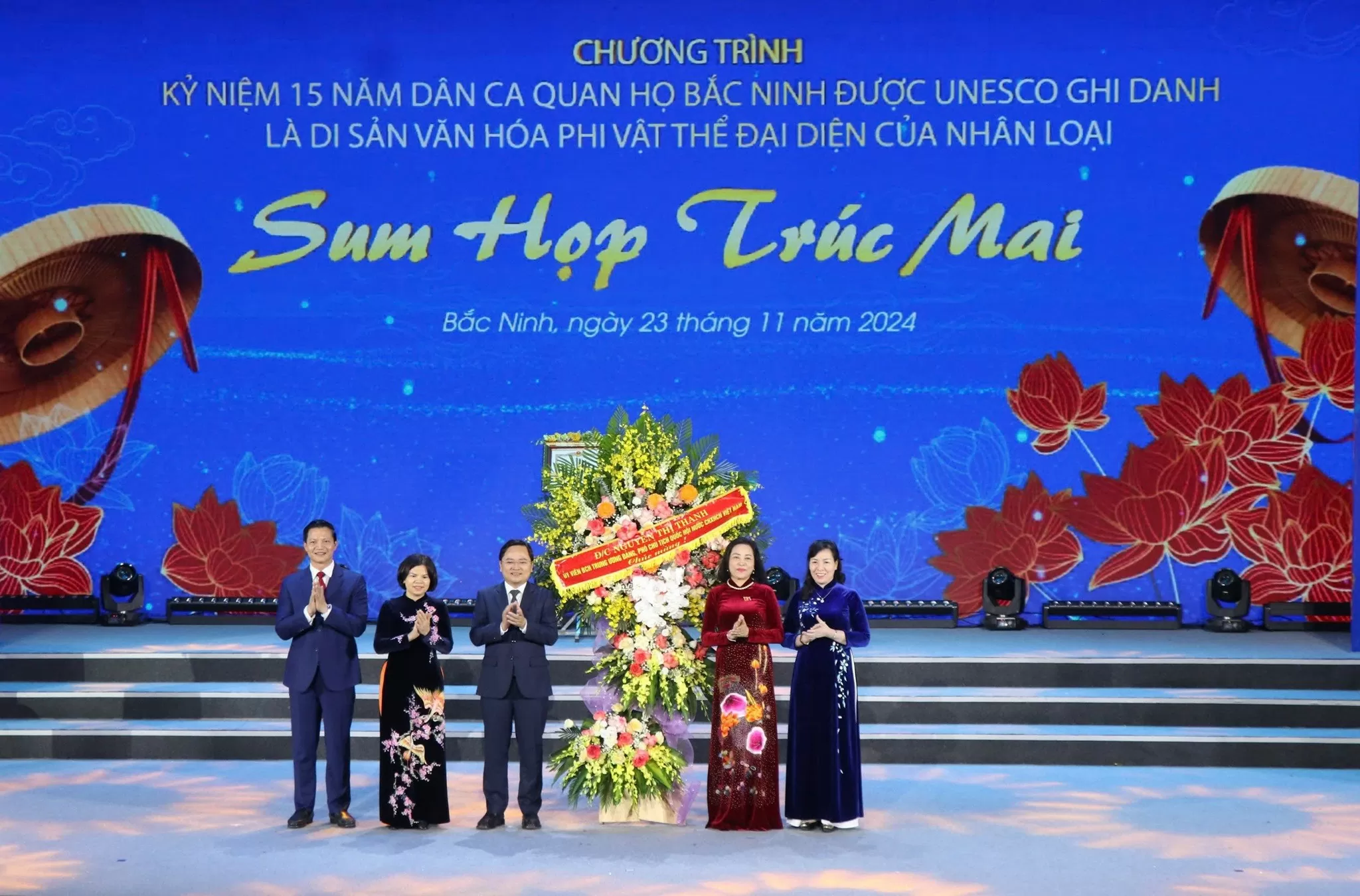 Dân ca Quan họ Bắc Ninh ngày càng 'danh thơm nức tiếng' và lan tỏa mạnh mẽ Dân ca Quan họ Bắc Ninh ngày càng 'danh thơm nức tiếng' và lan tỏa mạnh mẽ