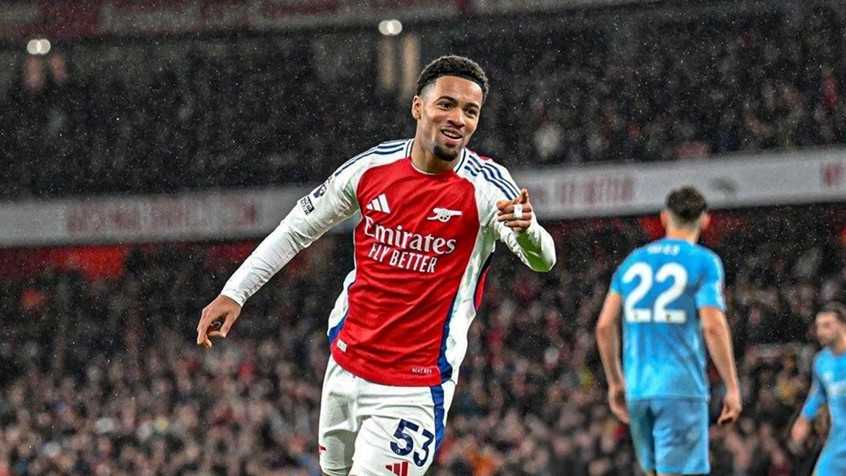 Ghi bàn tại Ngoại hạng Anh, Ethan Nwaneri đi vào lịch sử Arsenal