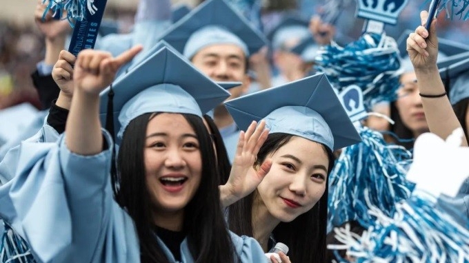 Đại học Trung Quốc đổi mới mạnh mẽ: Loại bỏ ngành lỗi thời, ưu tiên công nghệ và liên ngành