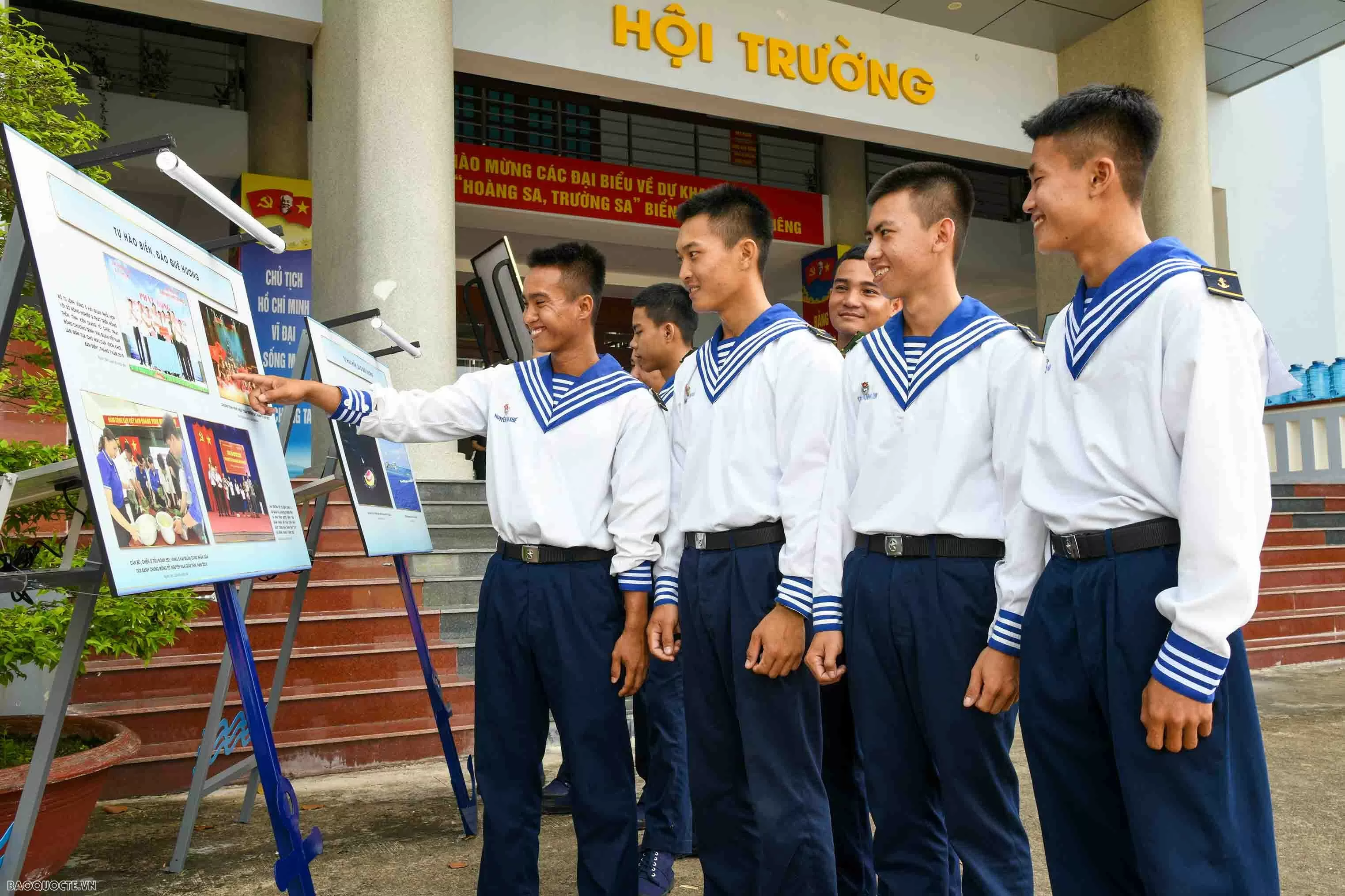 Hoàng Sa, Trường Sa – Biển, đảo thiêng liêng Hoàng Sa, Trường Sa – Biển, đảo thiêng liêng