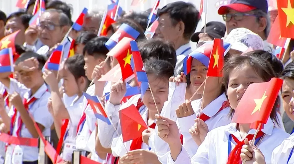 Chủ tịch Quốc hội Trần Thanh Mẫn kết thúc tốt đẹp chuyến thăm chính thức Campuchia Chủ tịch Quốc hội Trần Thanh Mẫn kết thúc tốt đẹp chuyến thăm chính thức Campuchia