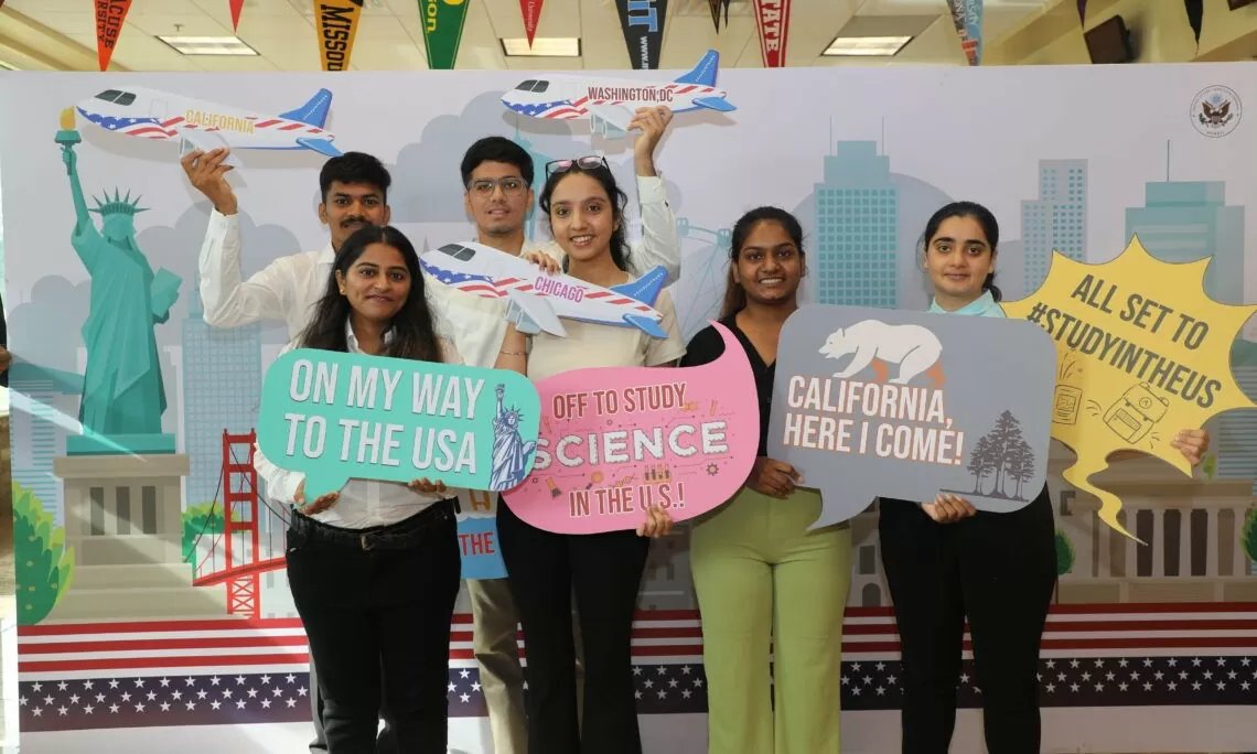 Mỹ vẫn là sự lựa chọn hàng đầu của sinh viên Ấn Độ. (Nguồn: Đại sứ quán Mỹ tại New Delhi) Mỹ vẫn là sự lựa chọn hàng đầu của sinh viên Ấn Độ. (Nguồn: Đại sứ quán Mỹ tại New Delhi)